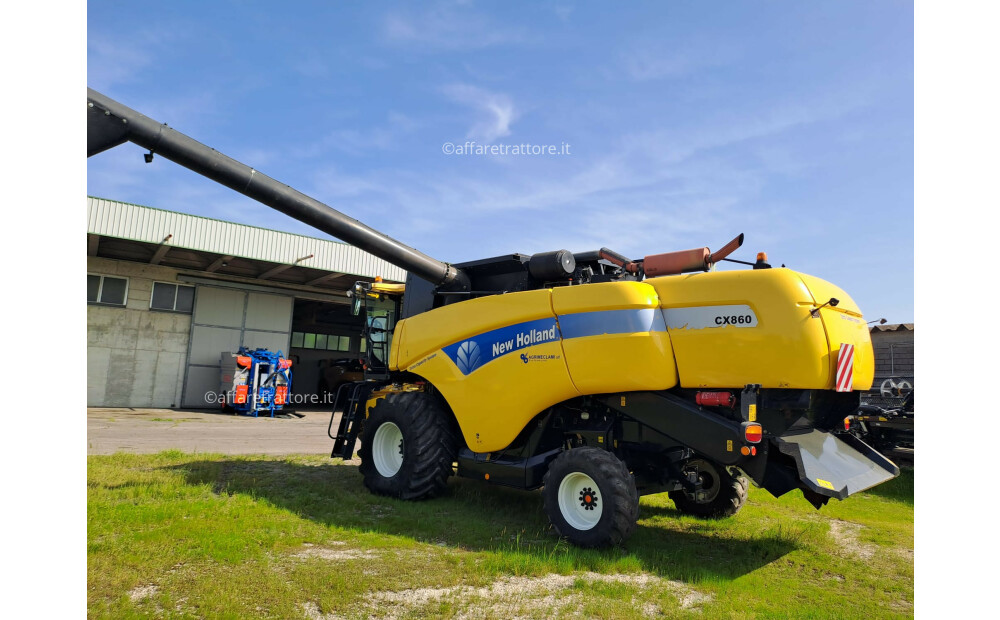 New Holland CX860 Used - 4