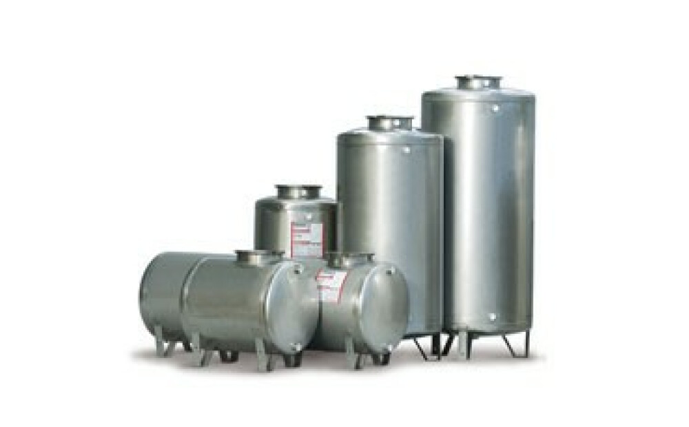 TANKS FOR WATER AND CHEMICAL PRODUCTS - 2