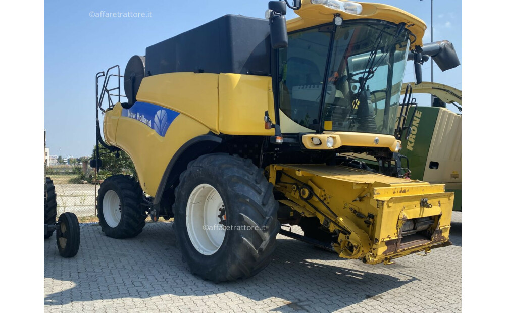 New Holland CR 960 Used - 3