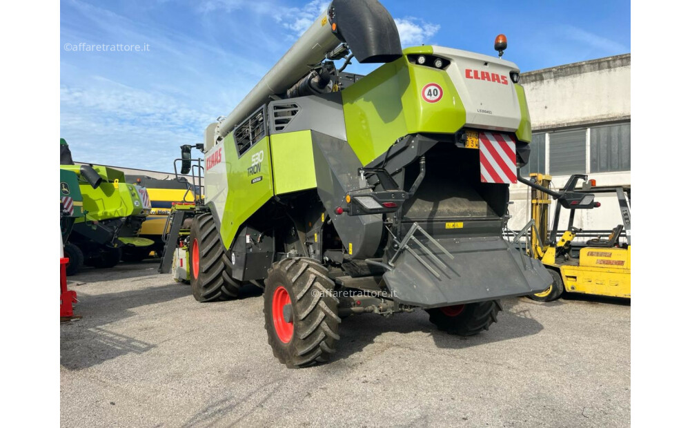 Claas TRION 530 MONTANA Used - 10