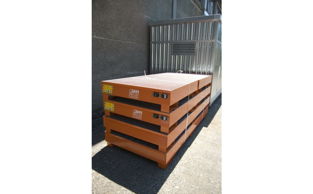 CONTAINER TANKS (STEEL AND POLYETHYLENE) - 2