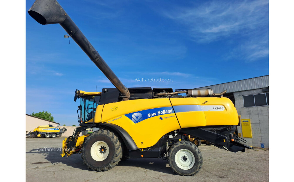 New Holland CX8050 Used - 4