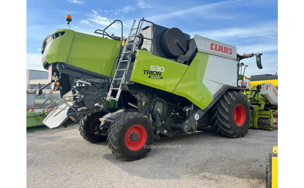 Claas TRION 530 MONTANA Used - 1