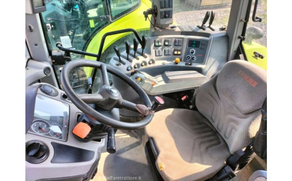 Claas AXION 810 CIS Used - 11