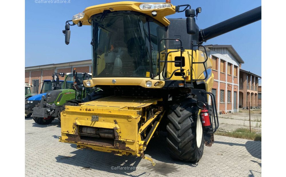 New Holland CR 960 Used - 1