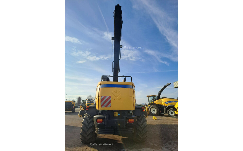 New Holland FR9090 Used - 2