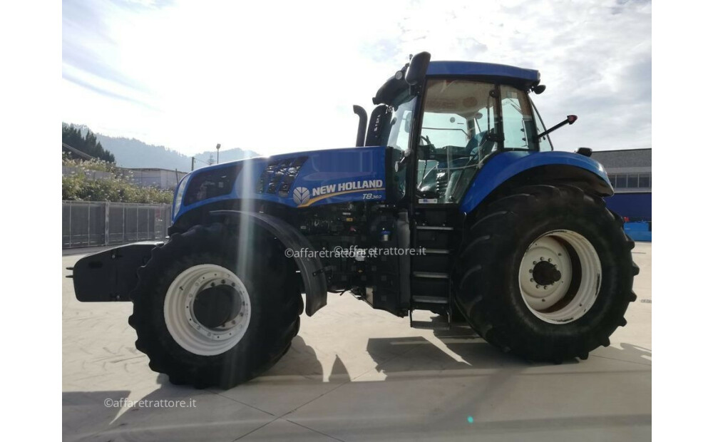 New Holland T8.360 Used - 2