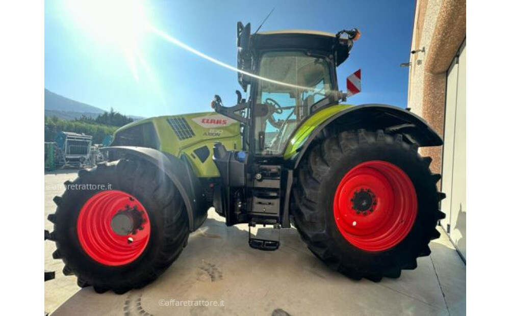 Claas AXION 830 Used - 5