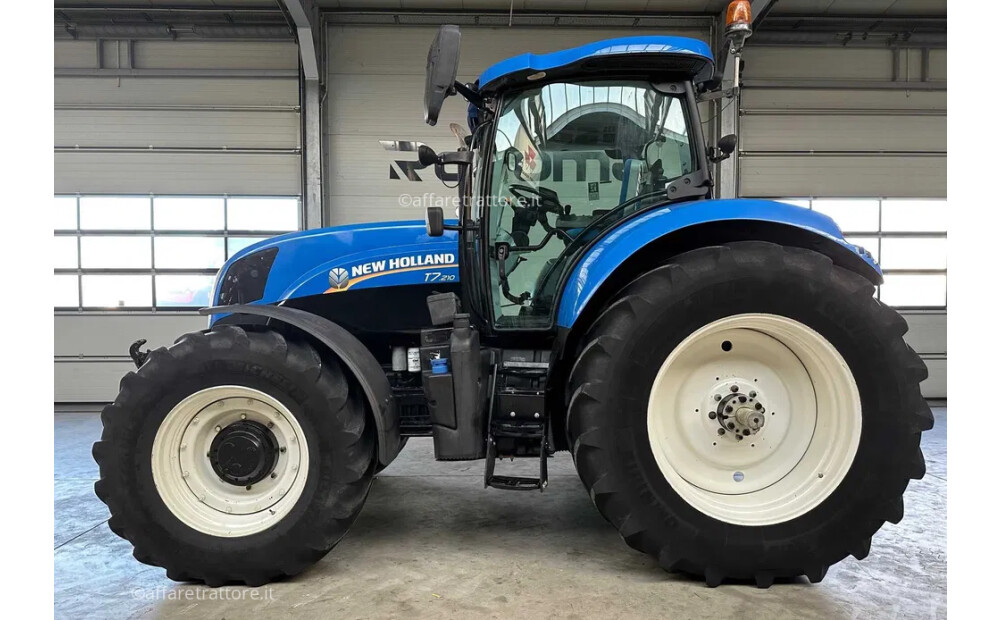 New Holland T7.210 | 210 HP - 2