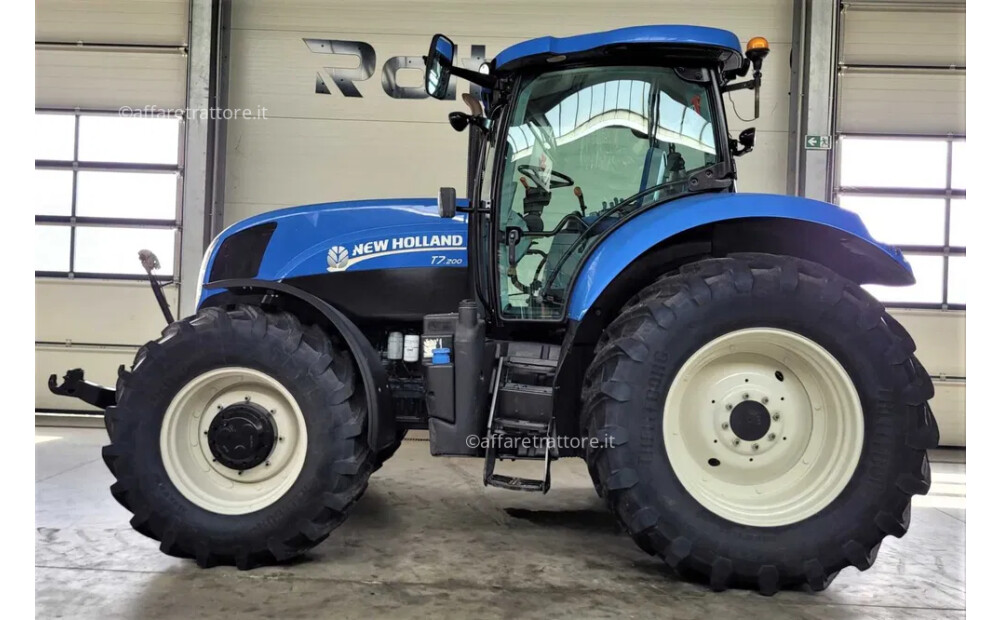 New Holland T7.200 | 200 HP - 2