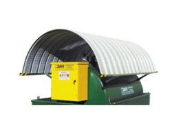 Standard agricultural oil barrel with 110% tank