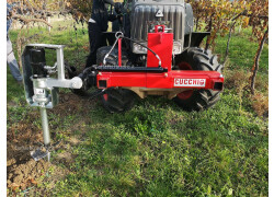 Cucchi hydraulic auger for vineyards with DS frame